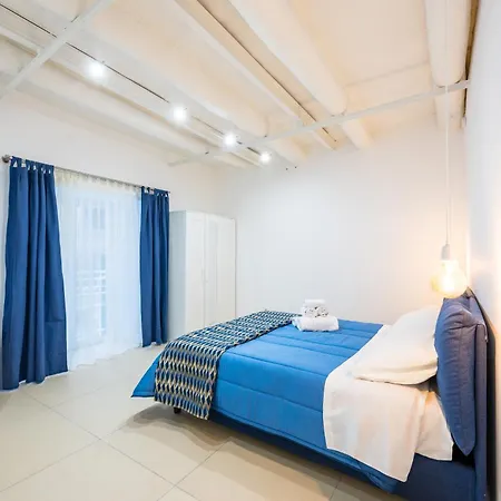 La Smorfia A Montesanto Apartment