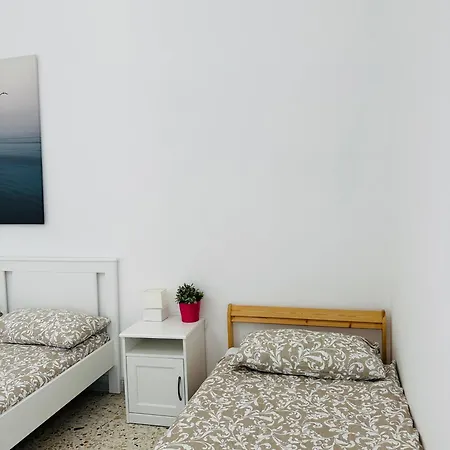 Residenza Caracciolo * נאפולי