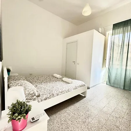 Residenza Caracciolo נאפולי