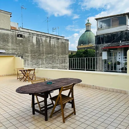 Residenza Caracciolo בית הארחה