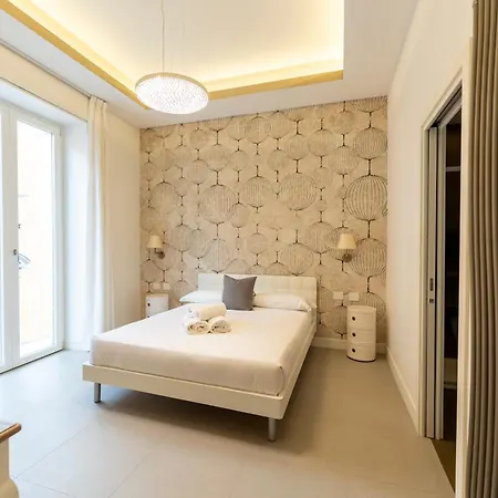 Apartment Via Concezione A Montecalvario 19 *