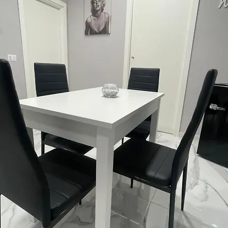 Apartment Vittoria Naples