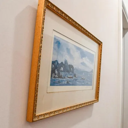 La Casa Di Famiglia