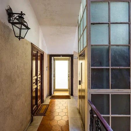 Apartment Parkside Flat Close Mergellina And Chiaia Naples