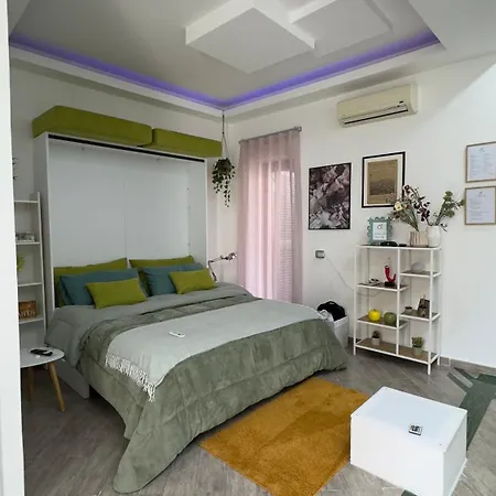 Apartment La Casa Di Roy Naples