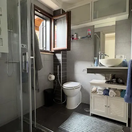 La Casa Di Roy Apartment