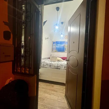 Bed & Breakfast Casina Via Foria Naples