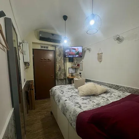 Bed & Breakfast Casina Via Foria Naples