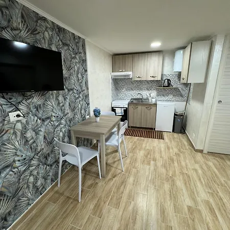 Spezzano House Apartment *