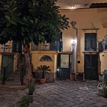 Il Chiostro A Chiaia Apartment Naples
