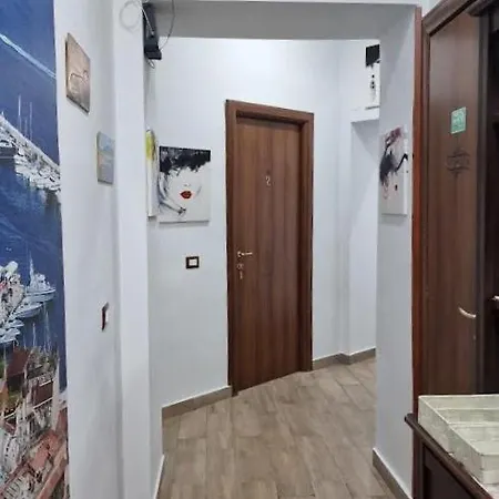 Station Νάπολη