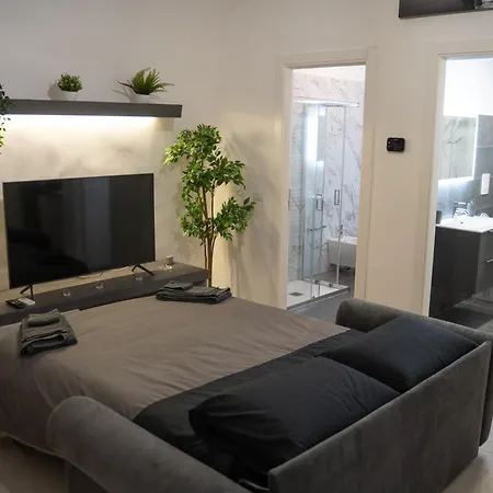 Dietro Al Plebiscito Luxury Neapel