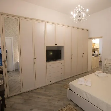 Holiday home La Regina Di Spaccanapoli *