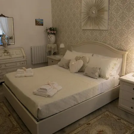 Holiday home La Regina Di Spaccanapoli