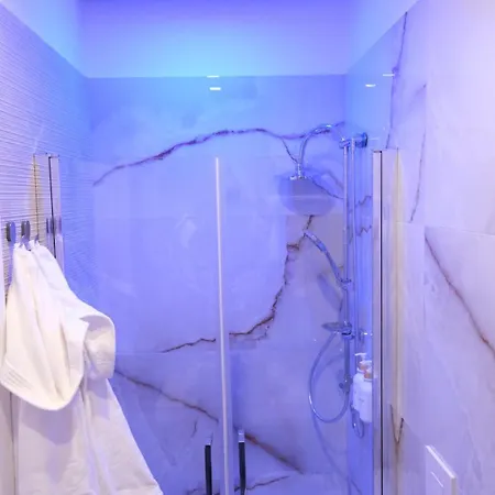 Luxury Masaniello ナポリ