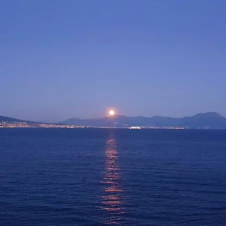 Apartment Residenza Donn'anna Naples