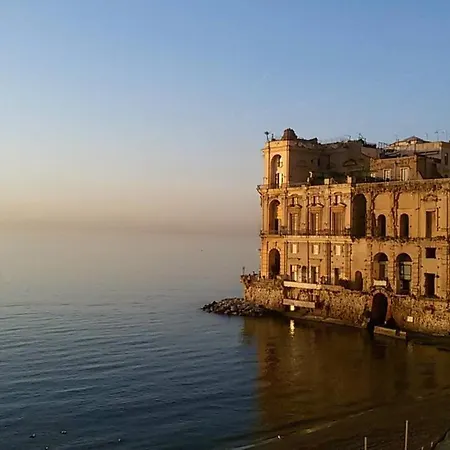 Residenza Donn'anna * Naples