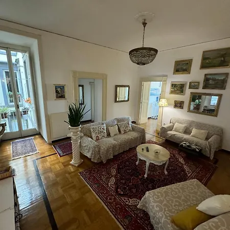 Interno 12 Апартаменты