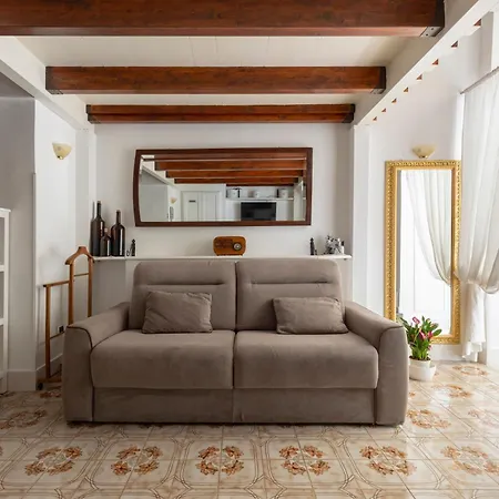 Niloufar Holiday home *