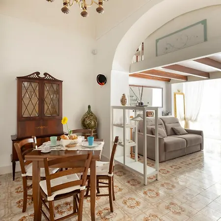 Niloufar Holiday home Naples