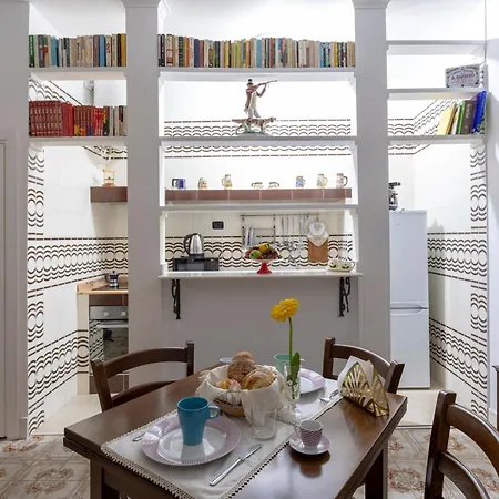 Niloufar Holiday home *