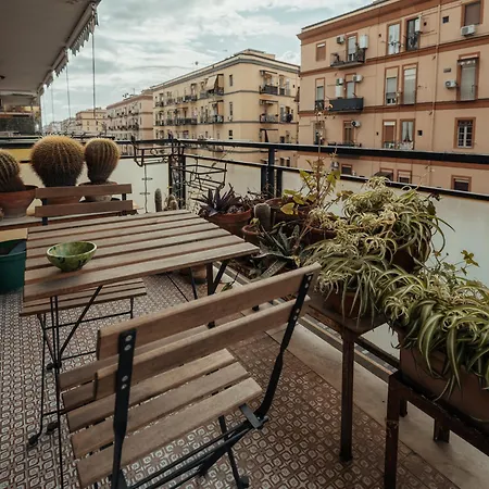 Dimora 128 Stazione * Naples