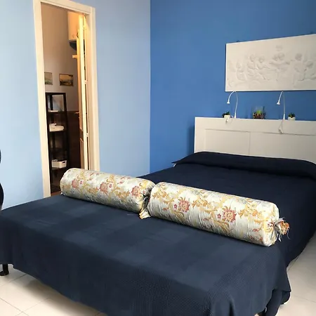 那不勒斯阔瑞迪住宿加早餐旅馆 招待所 3*