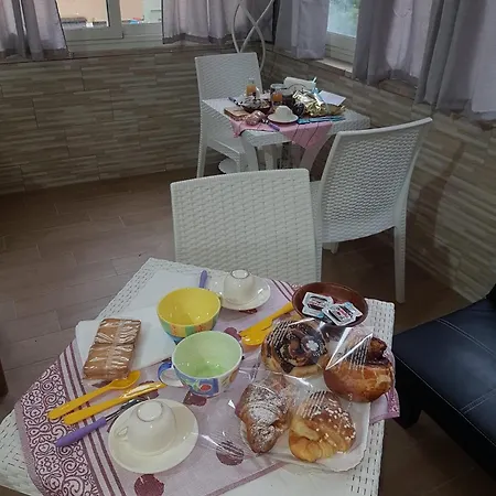 La Rosa Di Bed & Breakfast Naples