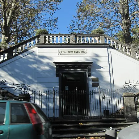 Casina Via Foria Bed & Breakfast