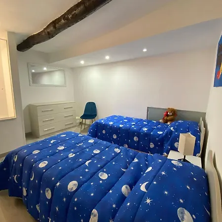 Apartment Donnaregina5 Naples