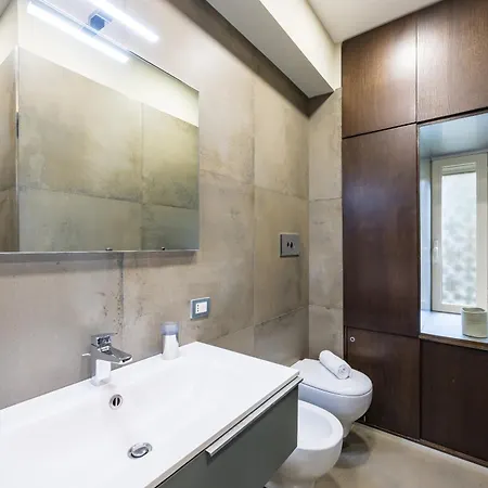 Fresh And Trendy Flat At Vomero * Naples