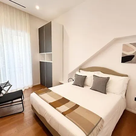 Apartment Loft Metro Mergellina - Posizione Strategica Per Visitare *