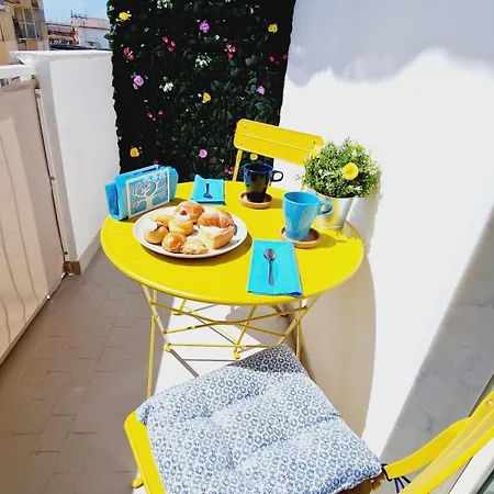 Apartment Blumarine In Naples