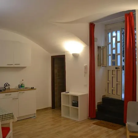 Alex Guest House. *