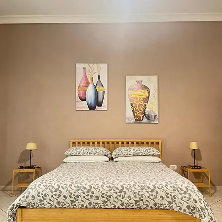 Apartment Bottiglieri's *
