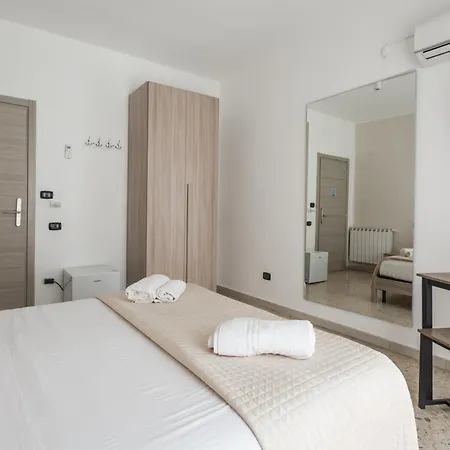 Bed & Breakfast Fly 290 *