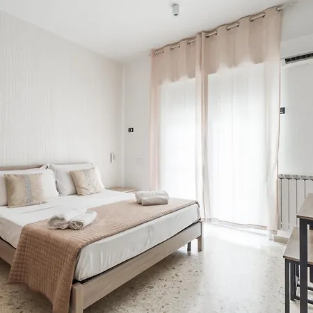 Bed & Breakfast Fly 290 *