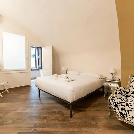 Plebiscito * Naples