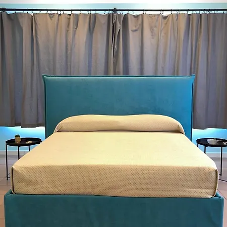 Casa Leopardi A *