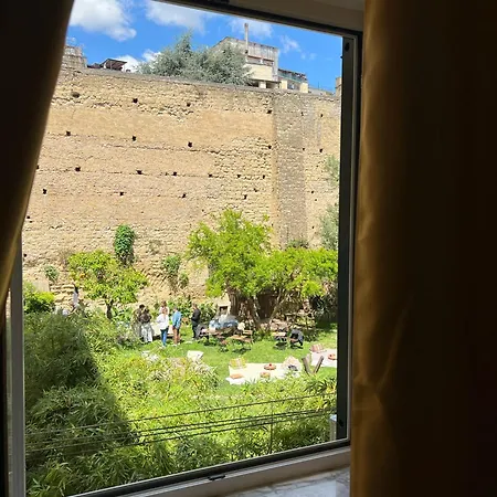 Casa de hóspedes Mastersa' *