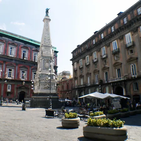 Tecla Napoli