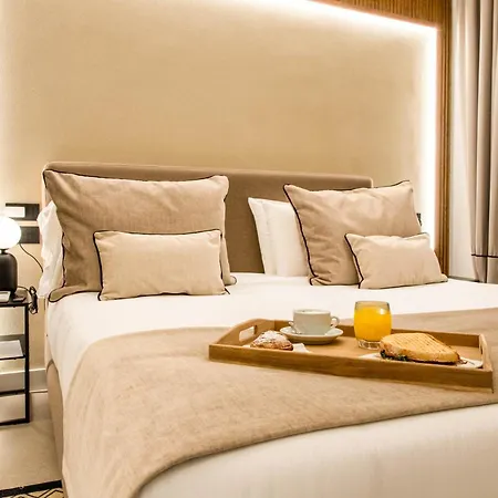 Hotel Mamalu - And