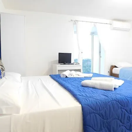 Apartment Spagnoli Naples