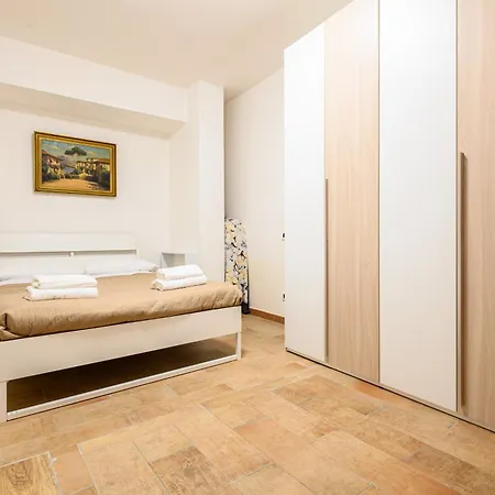 Apartment Vico Molino Al Lavinaio 7 Naples