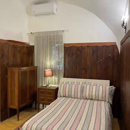 Apartment The Saint's Library Loft In Historical Palace *