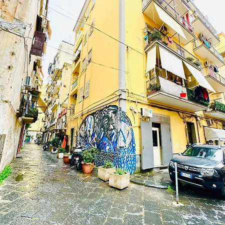 Apartment Vesuvius House