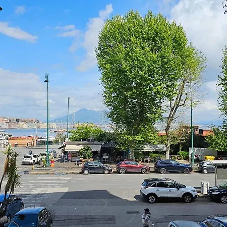 Lungomare Caracciolo Mon Neapel
