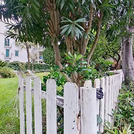 Il Giardino Di Vico Neve Neapel