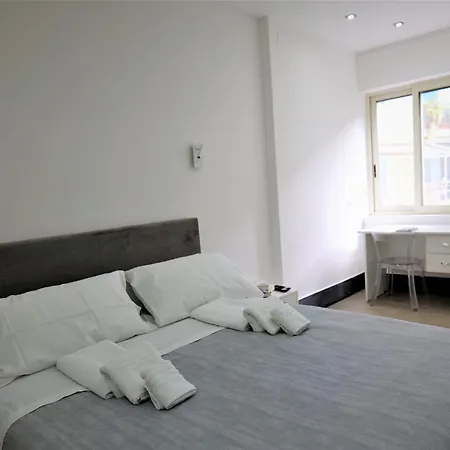 Apartment Valeria House Naples