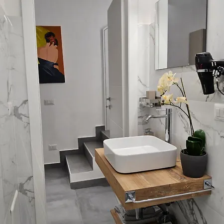 Casa Morena, Nel Cuore Di * Naples